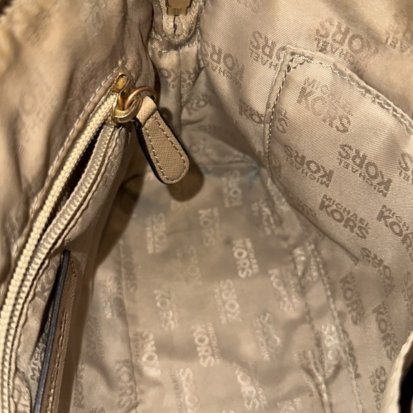 Michael Kors Beige Crossbody Bag - Picture 7 of 15